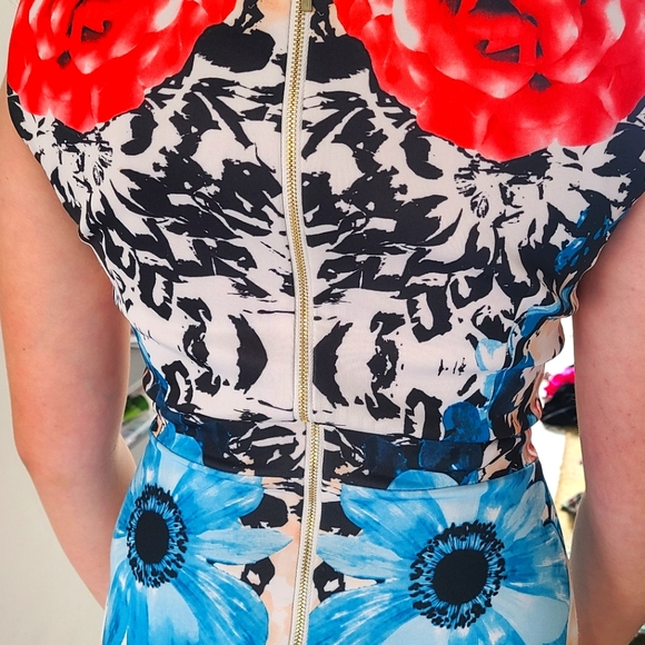 Stretchy mini dress (XS) - Picture 4 of 9